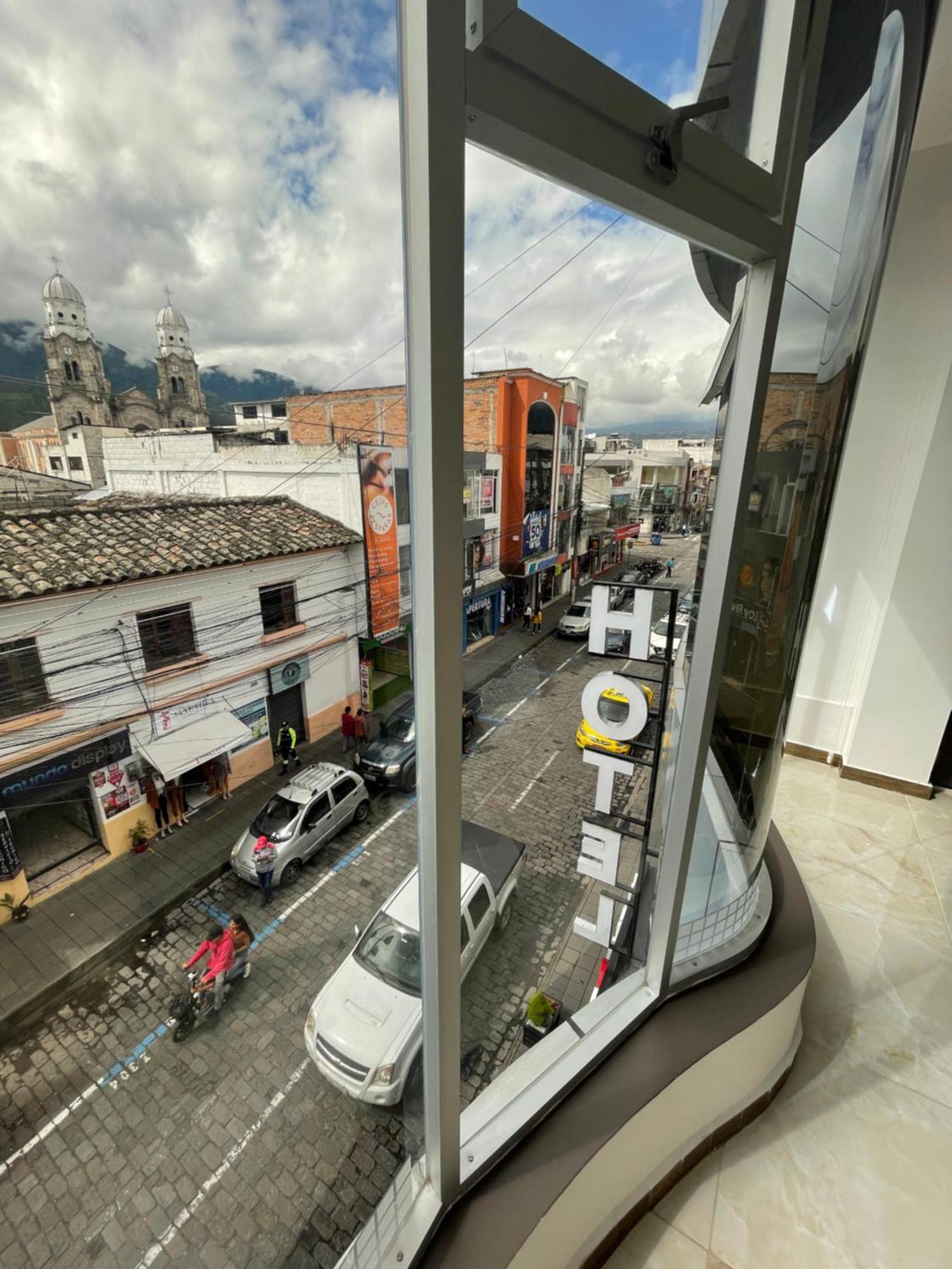 Sara Hotel Ibarra Bagian luar foto